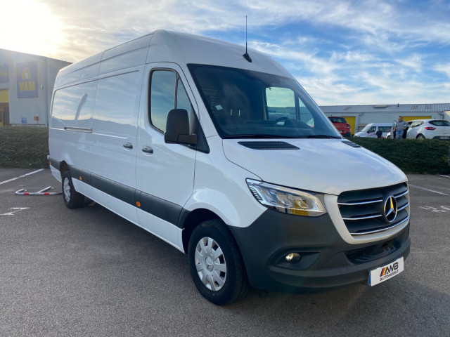 FOURGON / UTILITAIRE MERCEDES SPRINTER