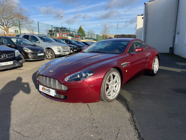 COUPÉ ASTON MARTIN VANTAGE