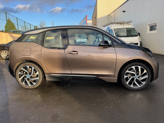 CITADINE / PETITE BMW I3